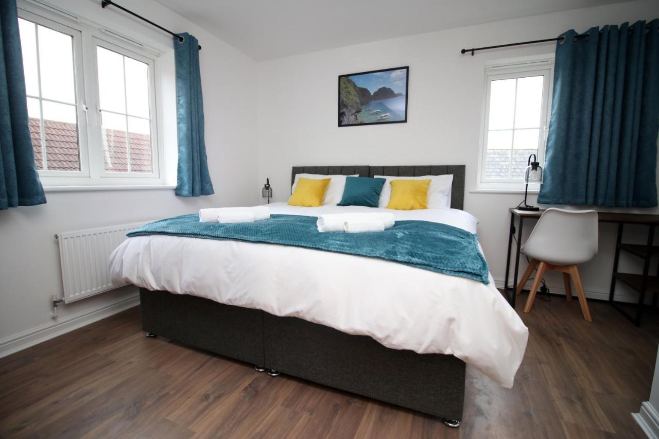 Delft - Spacious Home, High Speed Wi-Fi, Free Parking, Terrace Swindon Exteriör bild